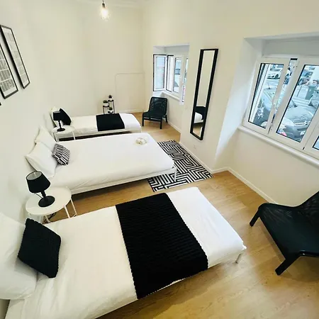 Luxury Rooms, Location For Tourists * Lisbona