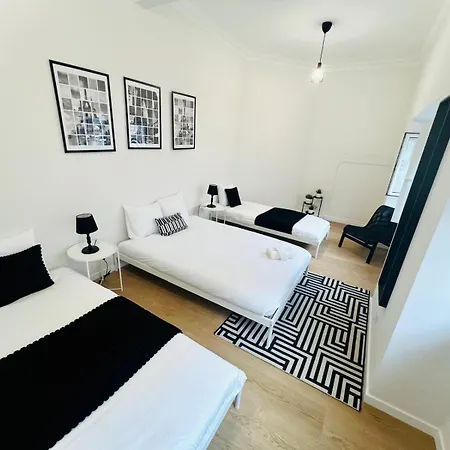 ホステル Luxury Rooms, Location For Tourists *